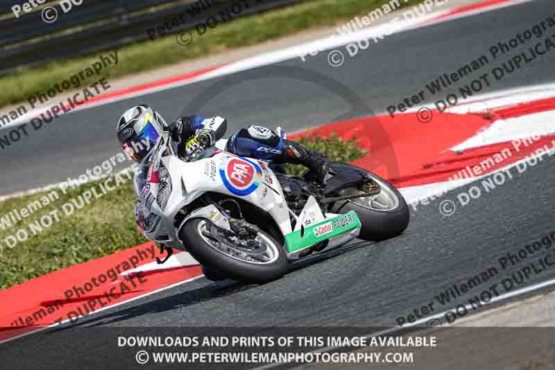 cadwell no limits trackday;cadwell park;cadwell park photographs;cadwell trackday photographs;enduro digital images;event digital images;eventdigitalimages;navarra;no limits trackdays;peter wileman photography;racing digital images;trackday digital images;trackday photos